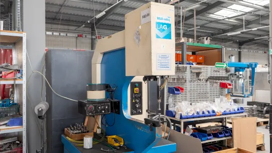 hydraulic_press_lag_824